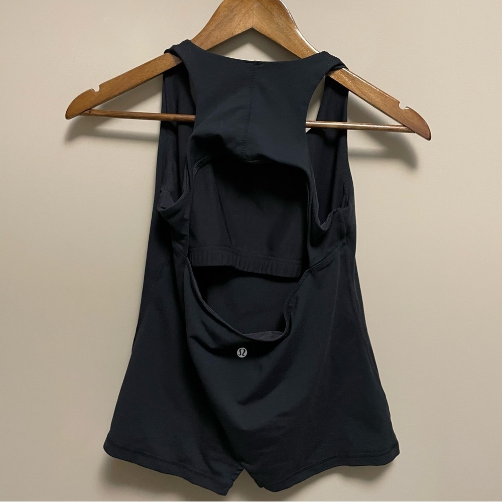 Black Lululemon Racerback Tank with Mesh Shelf Bra Women’s Small - Picture 3 of 6